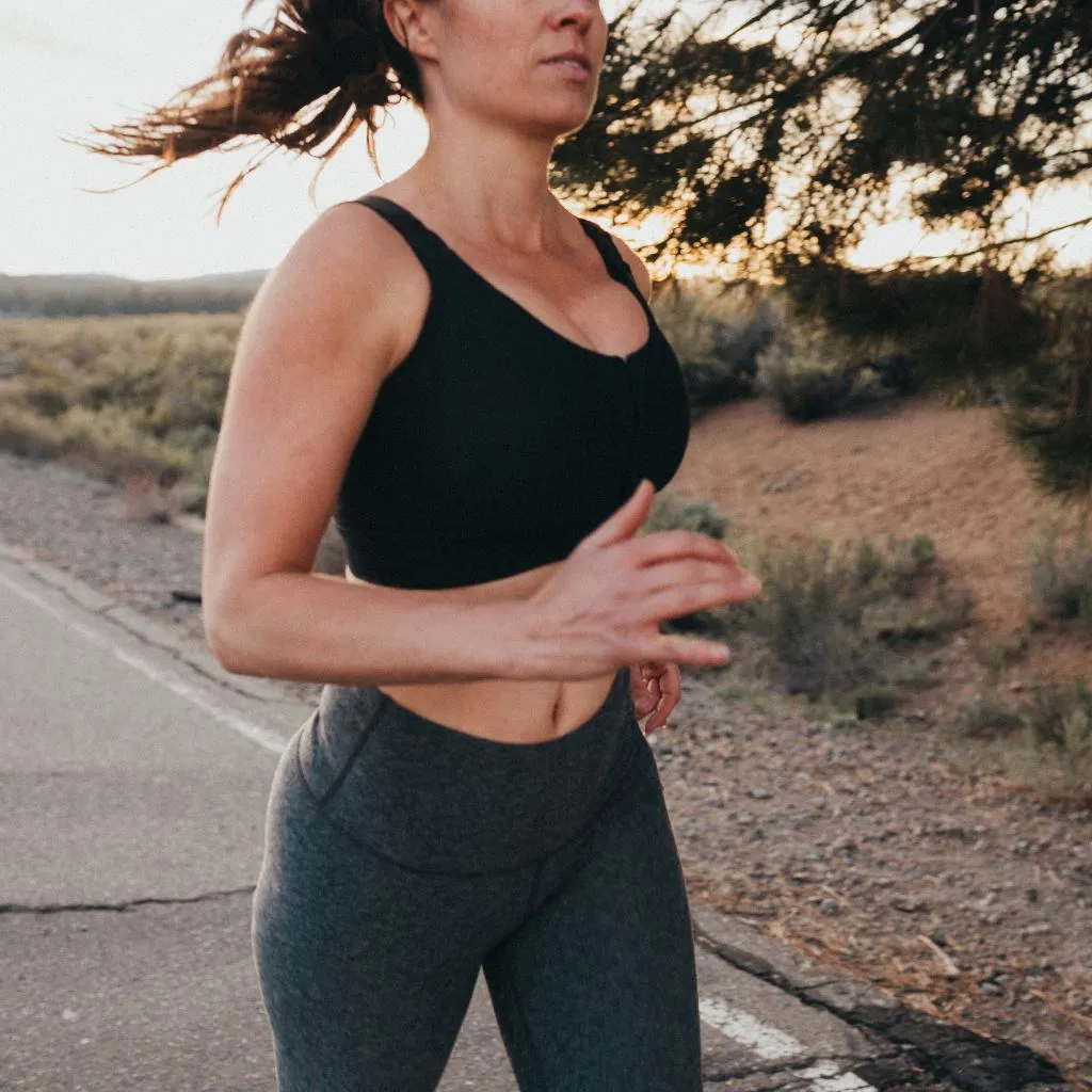 Racerback Pocket Sports Bra | High Impact